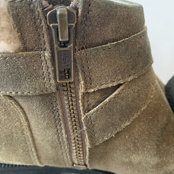 Ugg | Benson Waterproof Ankle Boots - Picture 7 of 11